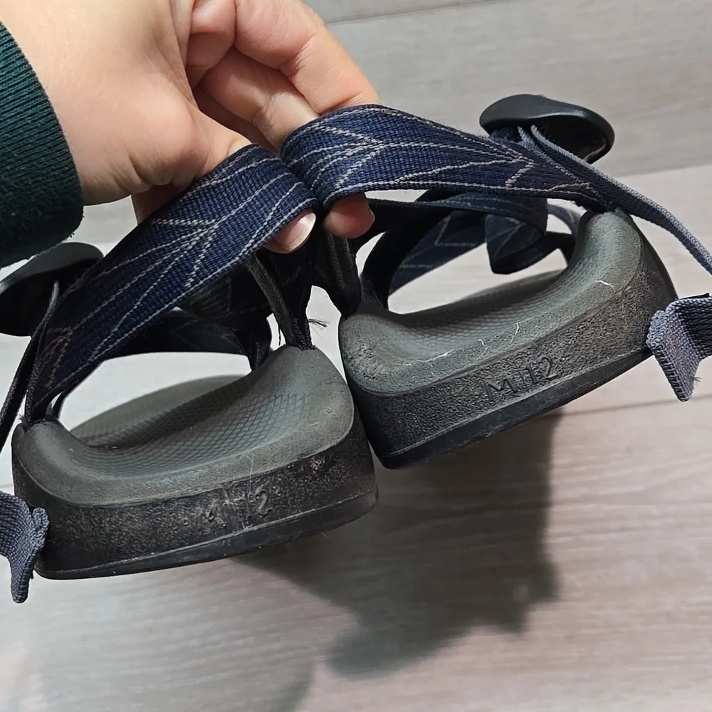 Chaco Mens Outdoor hiking sandals shoes sz 12